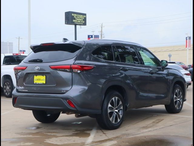 2021 Toyota Highlander XLE