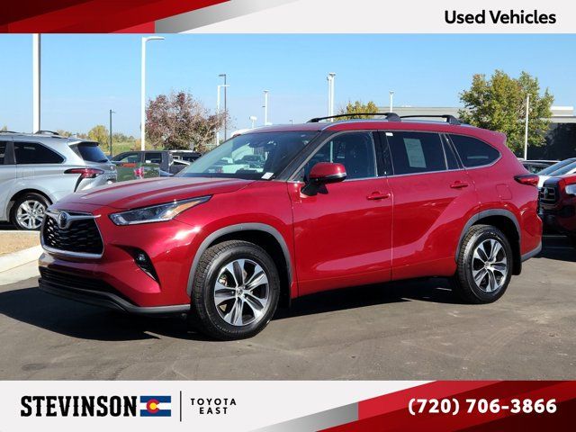 2021 Toyota Highlander XLE