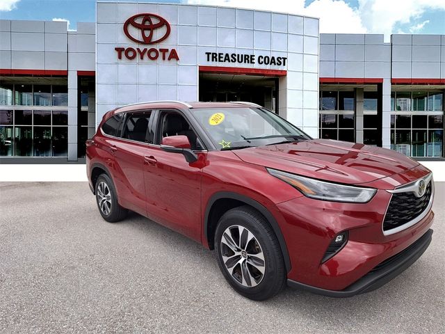 2021 Toyota Highlander XLE