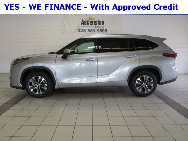 2021 Toyota Highlander XLE