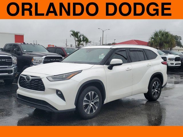 2021 Toyota Highlander XLE