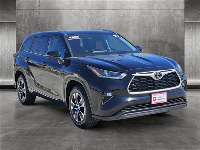 2021 Toyota Highlander XLE