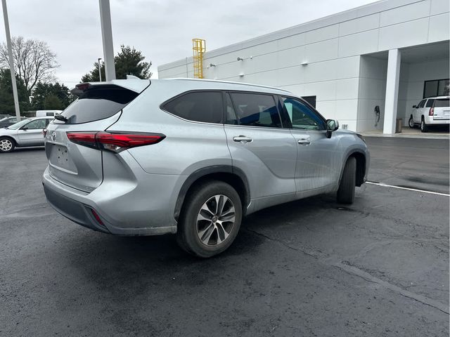 2021 Toyota Highlander XLE