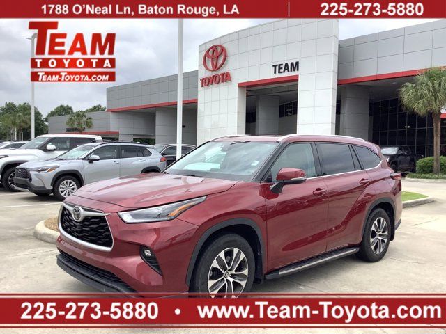 2021 Toyota Highlander XLE