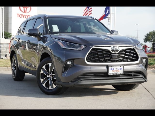 2021 Toyota Highlander XLE