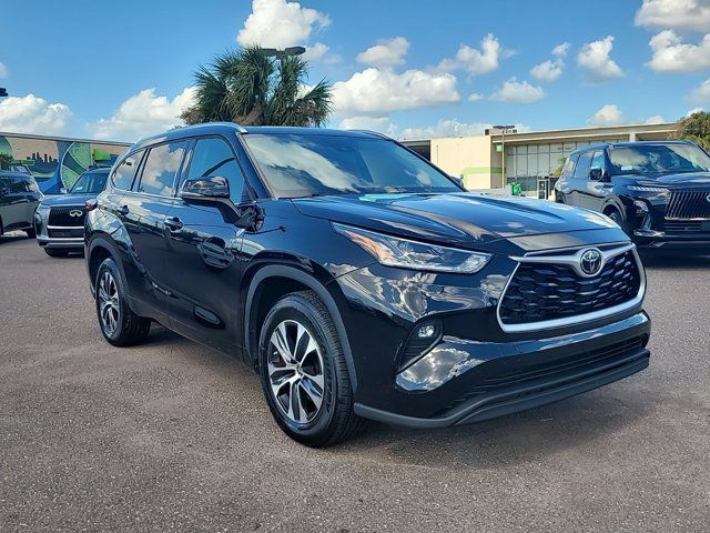 2021 Toyota Highlander XLE