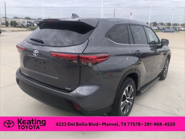 2021 Toyota Highlander XLE