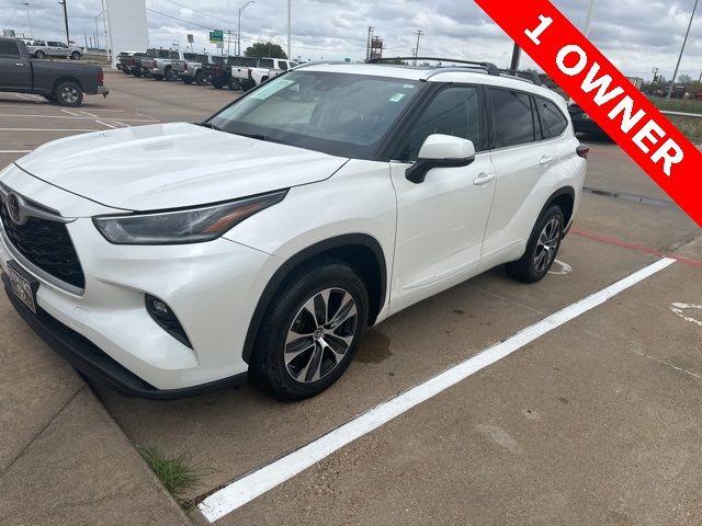 2021 Toyota Highlander XLE