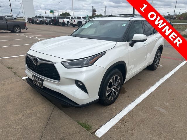 2021 Toyota Highlander XLE