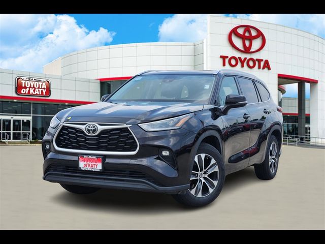 2021 Toyota Highlander XLE