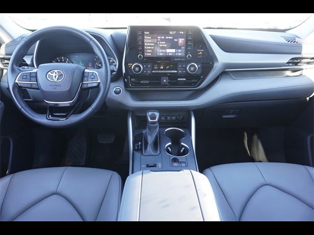 2021 Toyota Highlander XLE