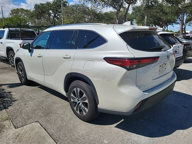 2021 Toyota Highlander XLE