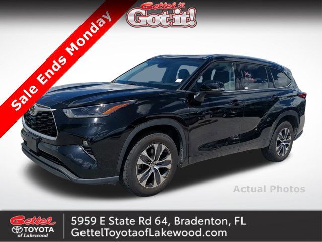 2021 Toyota Highlander XLE