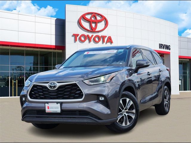 2021 Toyota Highlander XLE