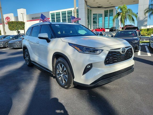 2021 Toyota Highlander XLE