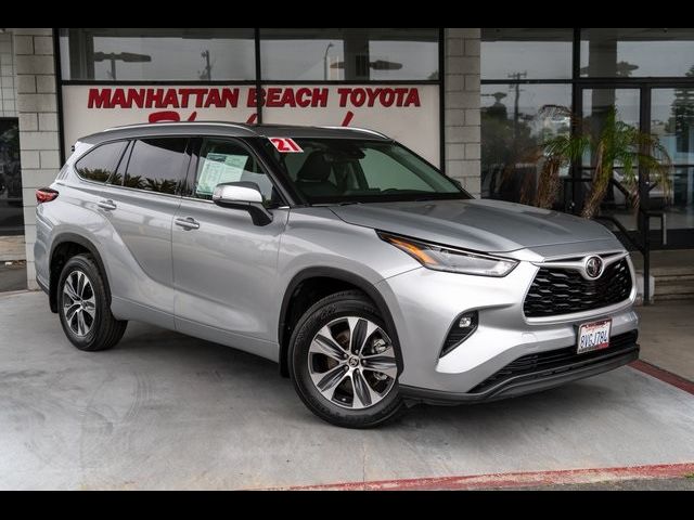 2021 Toyota Highlander XLE