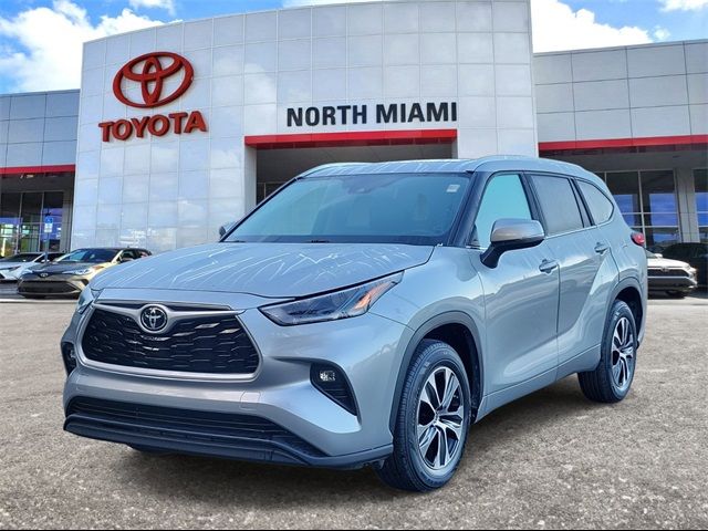 2021 Toyota Highlander XLE