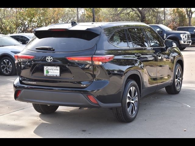 2021 Toyota Highlander XLE