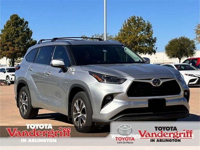 2021 Toyota Highlander XLE