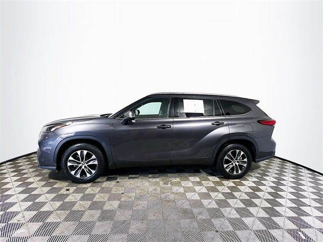 2021 Toyota Highlander XLE