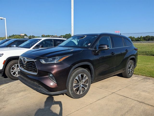 2021 Toyota Highlander XLE