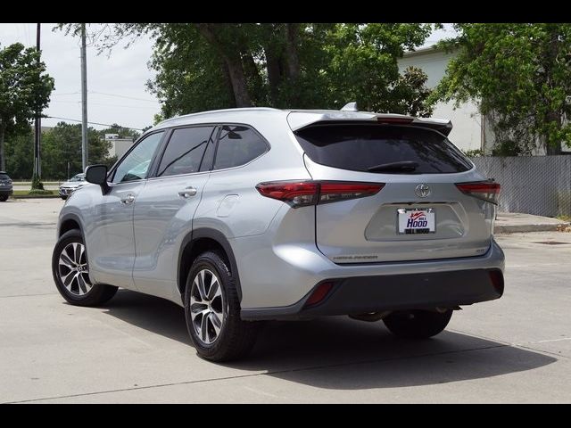 2021 Toyota Highlander XLE