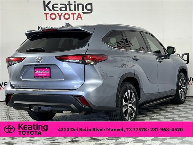 2021 Toyota Highlander XLE