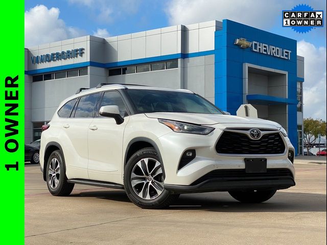 2021 Toyota Highlander XLE