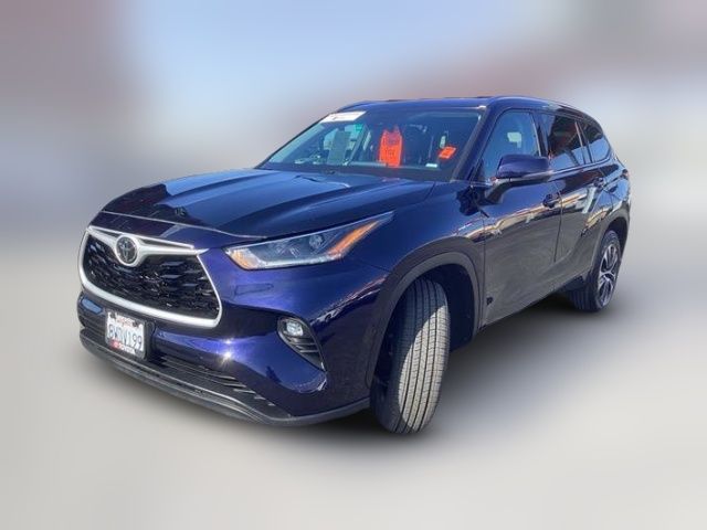 2021 Toyota Highlander XLE