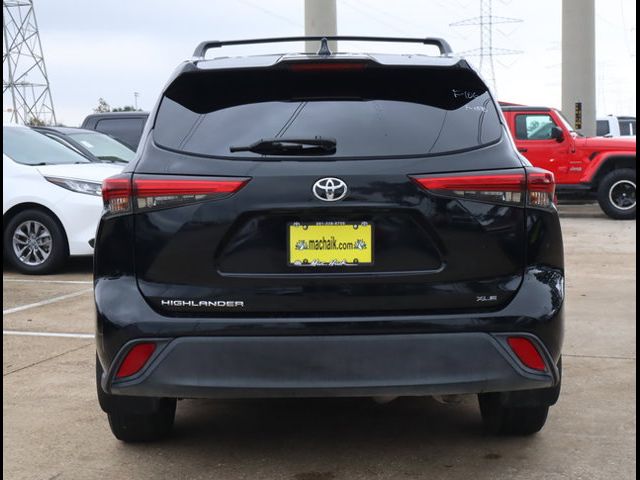 2021 Toyota Highlander XLE