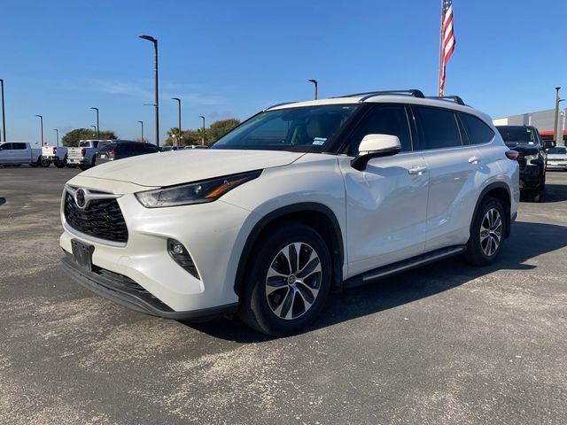 2021 Toyota Highlander XLE