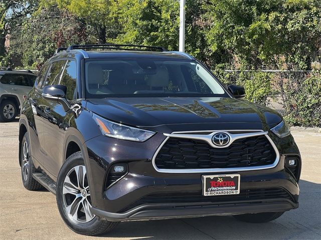 2021 Toyota Highlander XLE