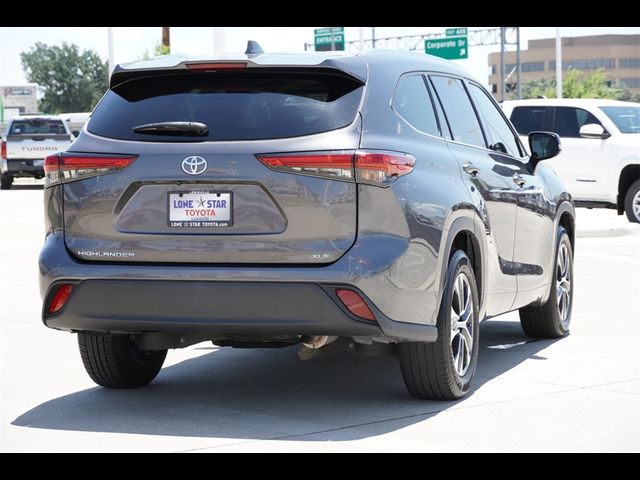 2021 Toyota Highlander XLE