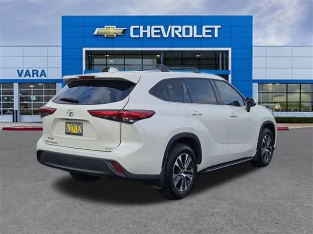 2021 Toyota Highlander XLE