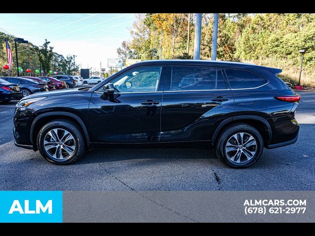 2021 Toyota Highlander XLE