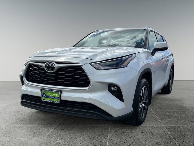 2021 Toyota Highlander XLE