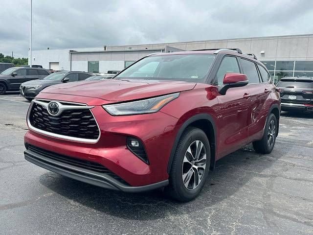 2021 Toyota Highlander XLE