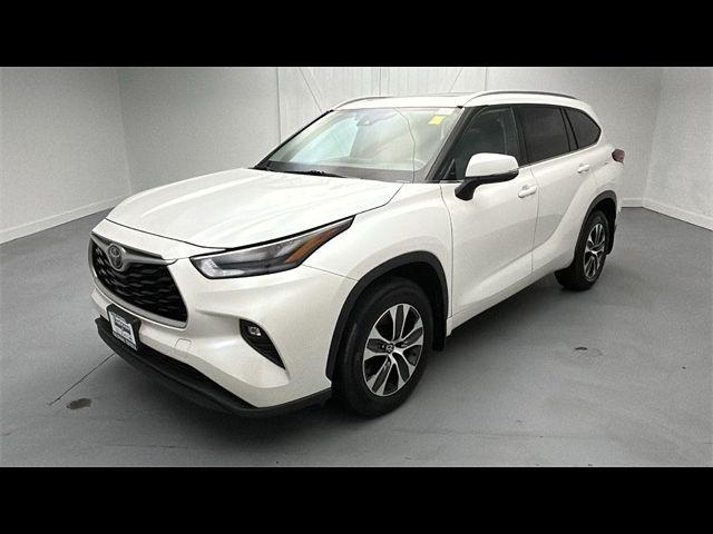 2021 Toyota Highlander XLE