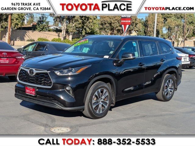 2021 Toyota Highlander XLE