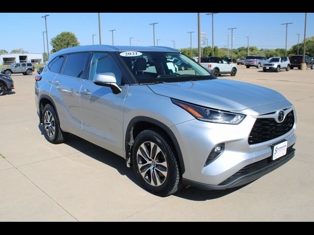 2021 Toyota Highlander XLE