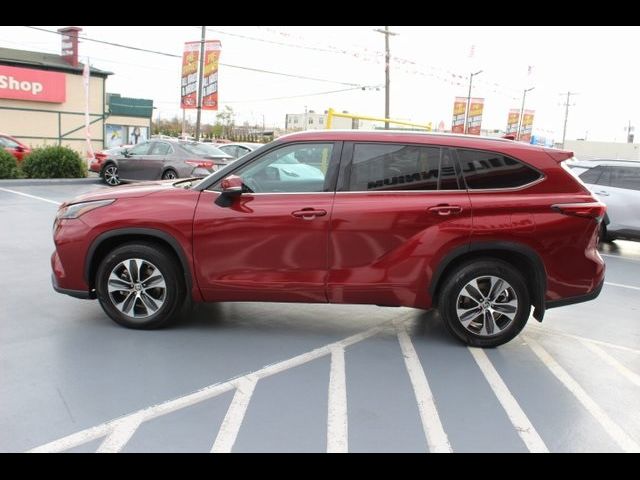 2021 Toyota Highlander XLE