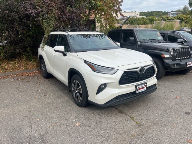 2021 Toyota Highlander XLE