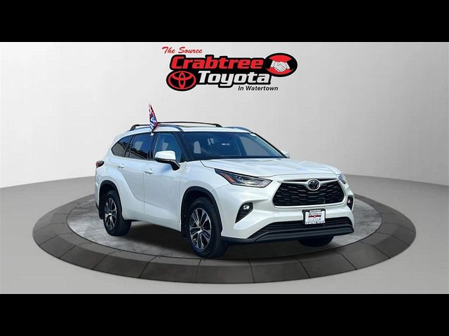 2021 Toyota Highlander XLE