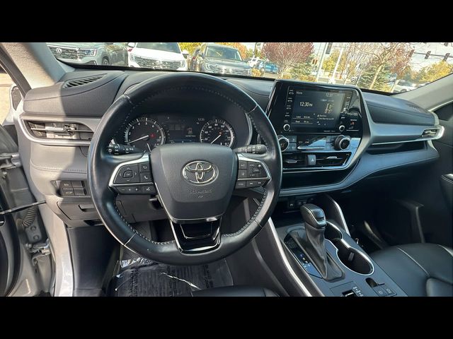 2021 Toyota Highlander XLE