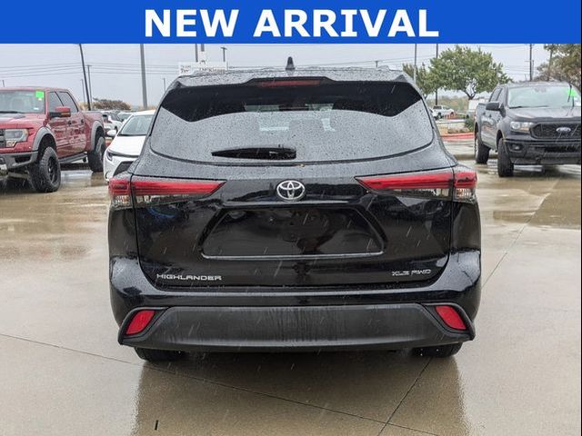 2021 Toyota Highlander XLE