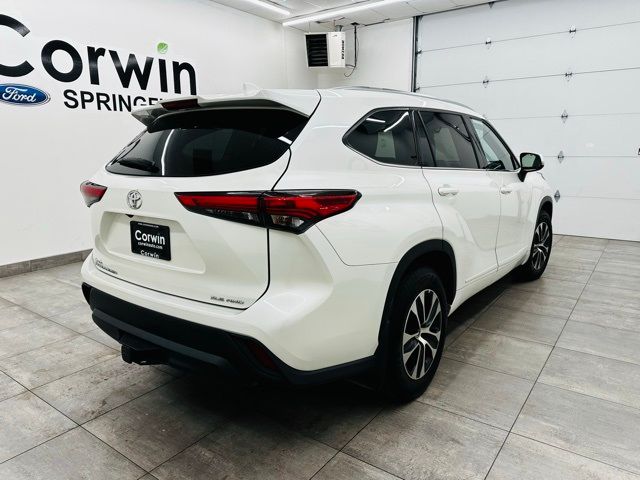 2021 Toyota Highlander XLE