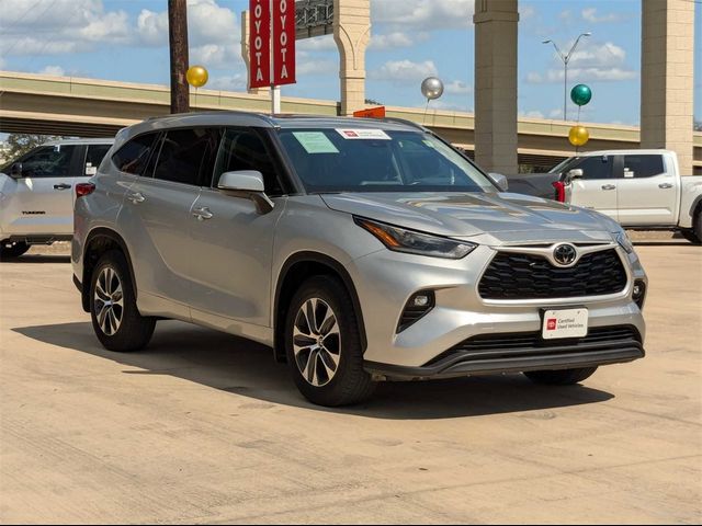 2021 Toyota Highlander XLE