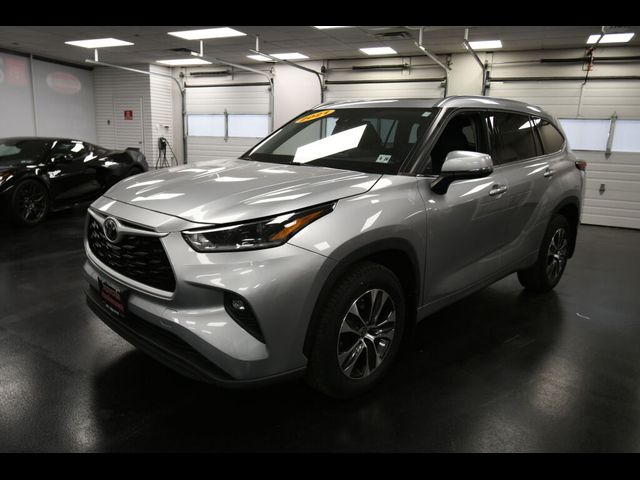 2021 Toyota Highlander XLE