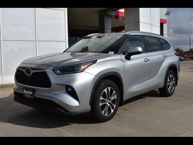 2021 Toyota Highlander XLE