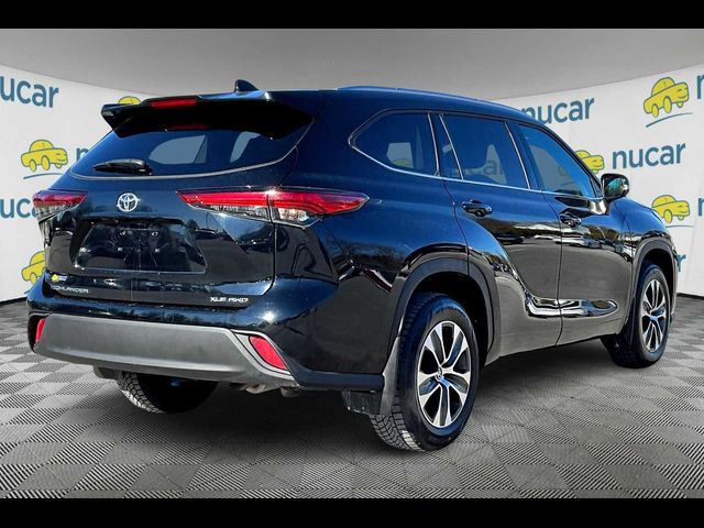 2021 Toyota Highlander XLE